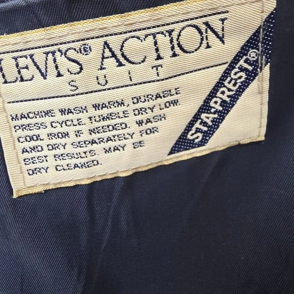 Levi’s Action Suit Blazer Mens 42S Navy Blue Two Button Vintage Sport Coat USA
